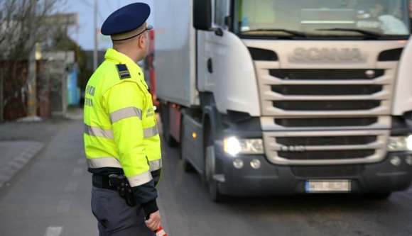 A Nagylak 2. határátkelőnél nincs pihenés: újabb migráns határsértőket füleltek le