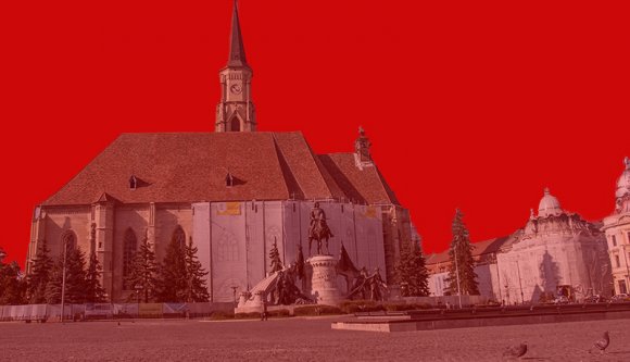 Csütörtöktől maszkban fog futni a busz után Kolozsváron. Az iskolák is bezárnak, és még sok minden más is (VIDEÓval)