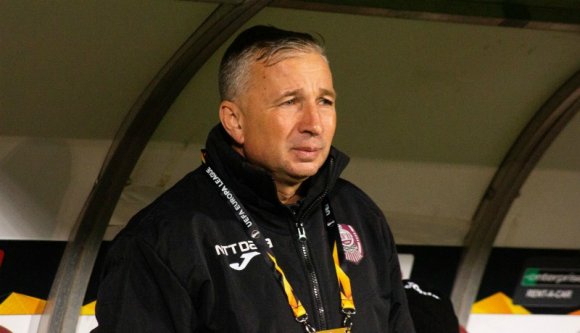 A Kolozsvári CFR kirúgta a klubtörténelem legsikeresebb edzőjét