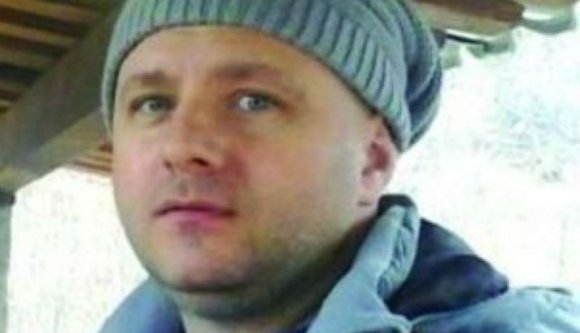 Szexuális szolgáltatásokat kért a rendőr az autóvezetői vizsgán nyújtott segítségért, de nem megy rács mögé