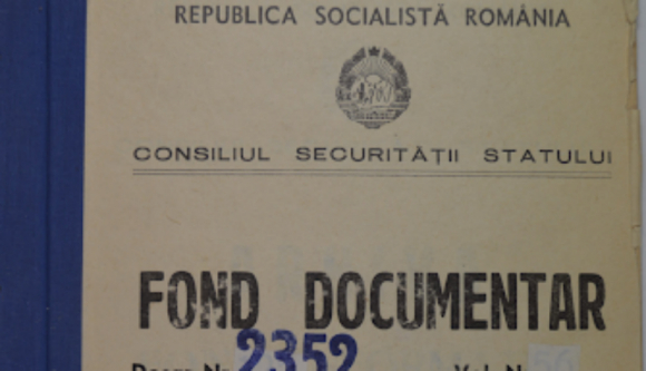 Már a belügy számára is kínos, hogy egy volt szekus ezredest a csendőrség részvételével, katonai tiszteletadással temettek el