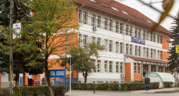 Tizenkét személyt vettek őrizetbe a túlárazott kórházi védőfelszerelések korrupciós botrányában (FRISSÍTVE)