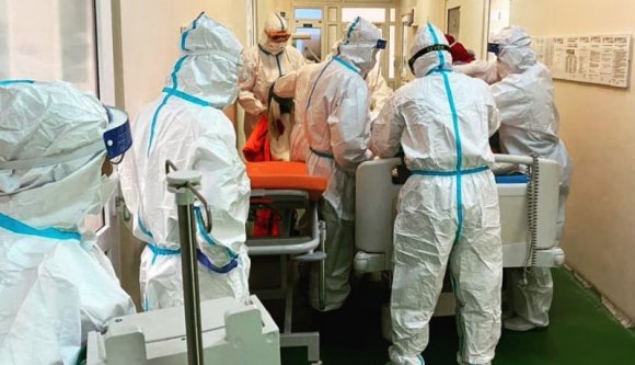 Koronavírus-mérleg: legutóbb három hónapja volt ilyen sok súlyos beteg