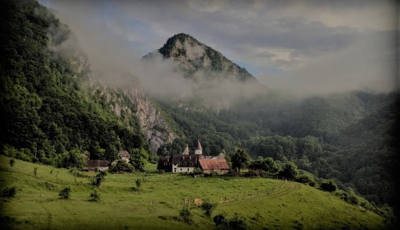 Ha szeret vadregényes erdélyi tájakon utazni, akkor van két szimpatikus hírünk