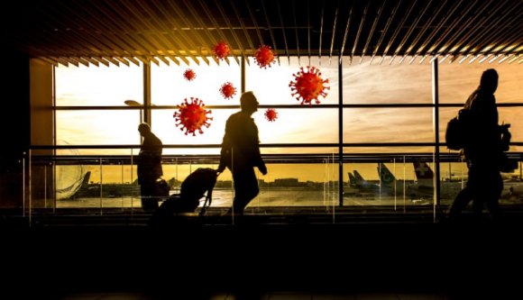 Új román népszokás: a külföldi utazgatás már csak pozitív koronateszttel a zsebben igazán menő