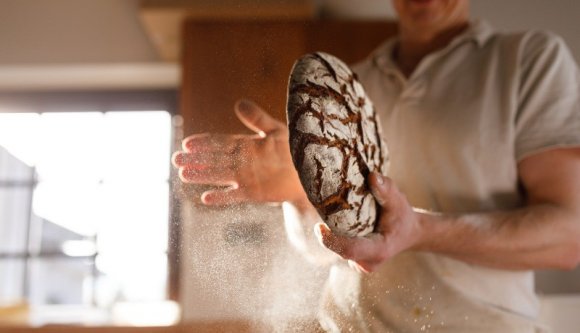 Kezd összeállni a kép, kik állhattak a járványos idők egyik legaljasabb marketinghúzása mögött