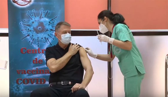 Így oltották be Iohannist (VIDEÓ)