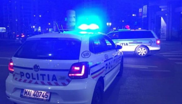 Akkora tiltott bulit szerveztek egy virrasztáson, hogy a rendőrség nem győzte szórni a brutális összegű bírságokat