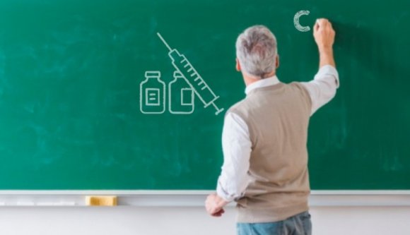 Tovább könyörög a tanároknak a minisztérium, hogy oltassák be végre magukat