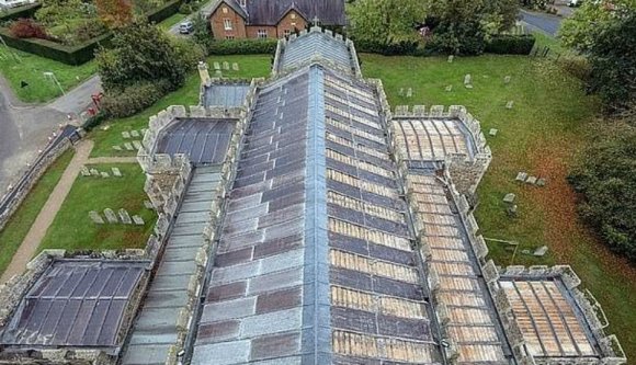 Templomtetőket lopott, kétmillió fontos kárt okozott négy román Angliában, összesen 22 évre ítélték őket