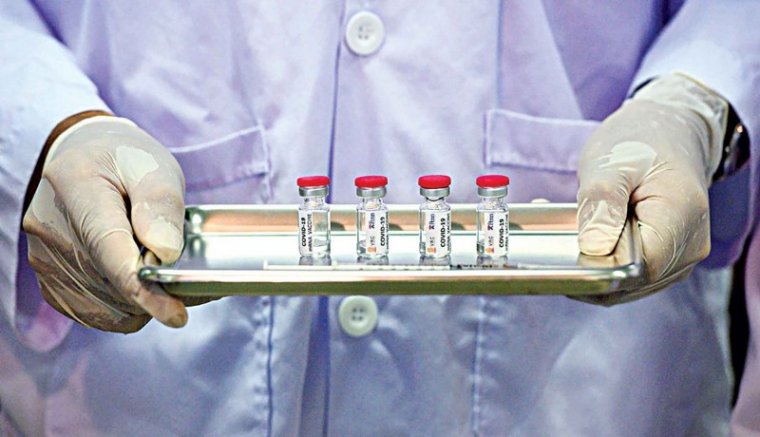 Úgy néz ki, a pedagógusokat tényleg mobil csapatok oltják be – itt a legújabb oltási kisokos