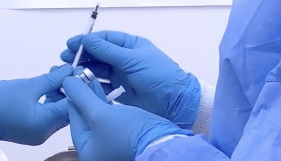 Olyan derűlátó tervet jelentett be Cîţu miniszterelnök a pedagógusok beoltására, hogy valószínűleg még ő sem hiszi el