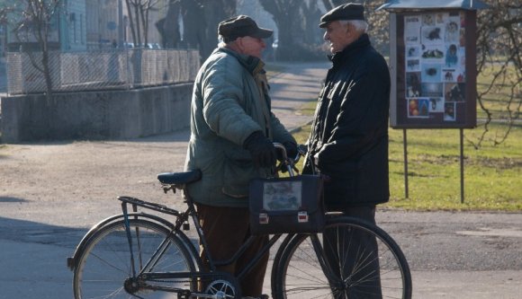 Megint csak a szájuk járt: ma sem mertek a luxusnyugdíjakhoz nyúlni