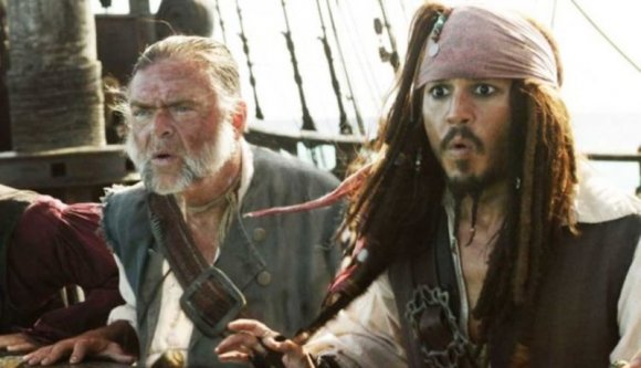 Kalózok raboltak el többek között román tengerészeket Afrika nyugati partjainál