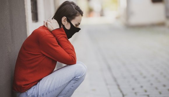 Nem húzza az időt a koronavírus, máris ötezer fölé kúszott a napi esetszám Romániában