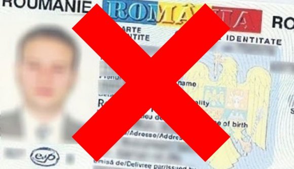 Lassan vehet egy kecsesebb irattárcát, mert hónapokon belül jön a kisebb, új személyi igazolvány