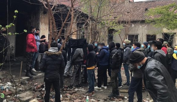 Muszáj volt már közbelépni: összegyűjtötték a Temesvár utcáin bóklászó migránsok többségét