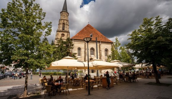 Lélegeztetőgépen a Kolozs megyei turizmus: 84 százalékkal kevesebb külföldi turista érkezett tavaly