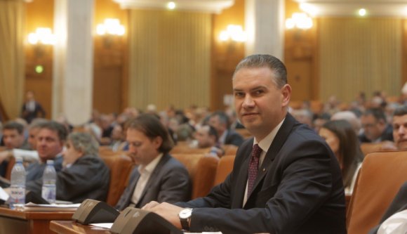 Ugyan, csak a szívgyógyszerem miatt lett pozitív az alkoholteszt – mondja az ittas vezetésen ért képviselő