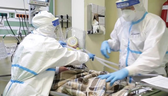 A keddi rekord után szerdán a második legnagyobb halálozási számot értük el