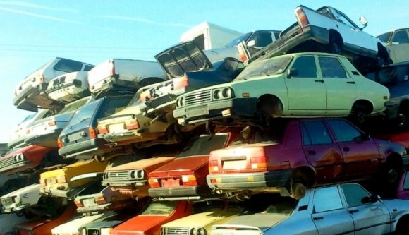 Ha állami támogatással szeretné újra cserélni a régi autóját, akkor mostantól öné a pálya