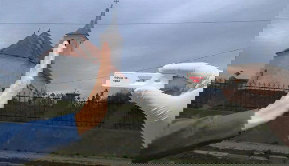 Mi van akkor, ha egy településen a betegek és kapcsolataik nem akarnak teszteltetni?