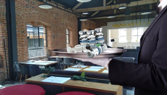 Azt azért nem gondoltuk volna, hogy egyszer vendéglőbe is lehet menni oltakozni