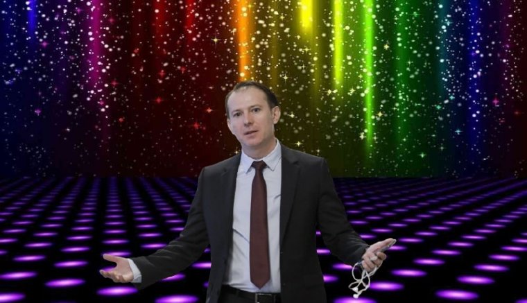 És akkor a miniszterelnök felvetette, hogy túl sok a főigazgató az egymillió főigazgató országában