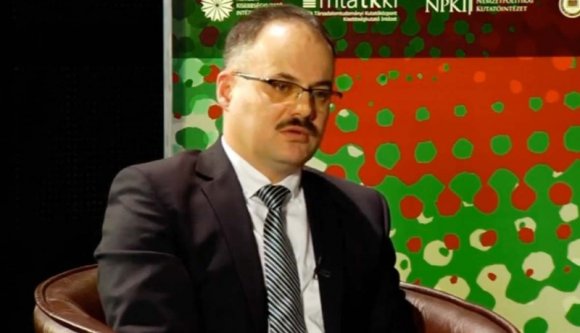 Máris kikezdték az RMDSZ ombudsman-jelöltjét, mert 14 éve előadást tartott az autonómiáról