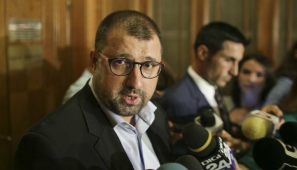 Egy éve elítélték, de még mindig nem kobozták el a kenőpénzt az exhírszerzőtől, aki szerint a székely „terroristák” ügyét a SRI 