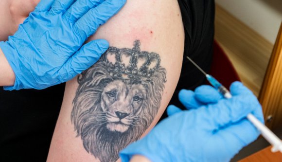 Brüsszelben már nagyon szeretnék, ha a romániaiak is beoltatnák végre magukat