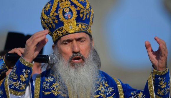 Addig járt a rebellis ortodox érsek korsója a kútra, míg eltörték