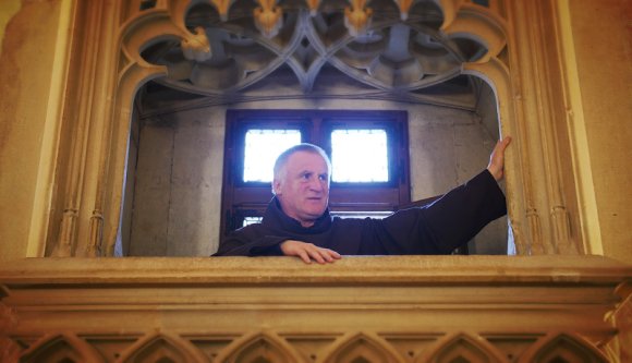 Böjte Csaba: Bárki bármilyen rendellenességet lát, tapasztal, kérem, hogy jelentse nekem bizalommal