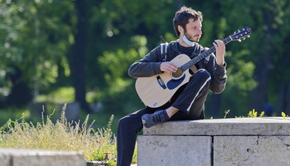 Péntekre 200 fölé ugrott a napi esetszám, de azért nem rossz a friss statisztika sem