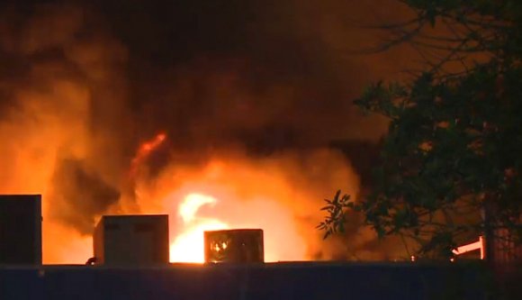 Kigyulladt egy Temes megyei gyár, lezártak egy európai műutat is