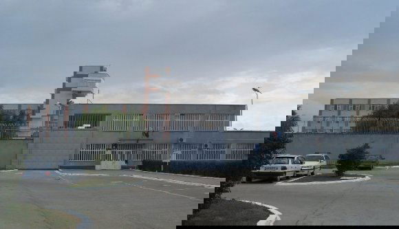 Tízmillió eurót követel egy fiatal lány meggyilkolásáért elítélt ortodox pap, mert nem tetszik neki a börtön