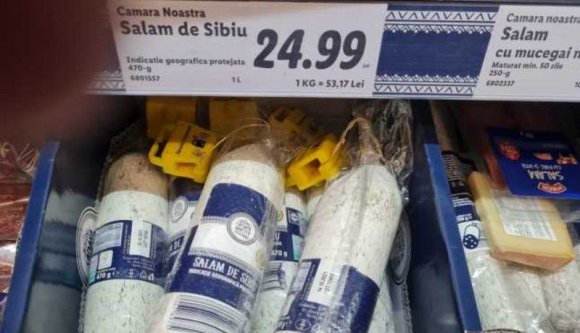 Szegénységi bizonyítvány: egyes boltokban már a halkonzervekre és a téliszalámira is lopásgátlót tesznek