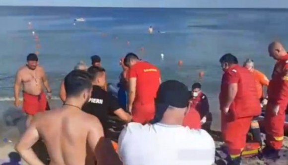 Ennél nincs lejjebb: éppen életet mentett a vízimentő, amikor kirabolták