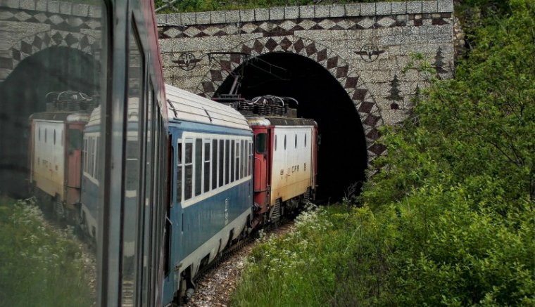 A Román Vasúttársaságnak már az alkalmazottak fizetésére sincs pénze