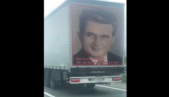Ön népszerűsítené, például Erdélyt, Ceaușescu hatalmas fejével az autóján? (VIDEÓval)