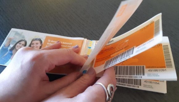 Eszméletlen: 8 kemény banival megemelik az ételjegyek értékét. Jó étvágyat mindenkinek!