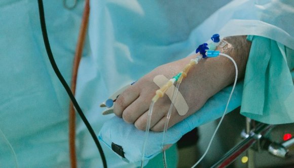 Jó hírek Romániában: most épp akad pár szabad hely az intenzív osztályokon