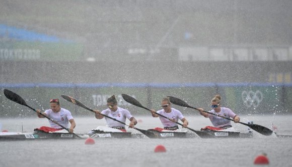 Magyar nőnap Tokióban: a női kajaknégyes hozta a hatodik aranyérmet, a női pólósok pedig egy bronzot