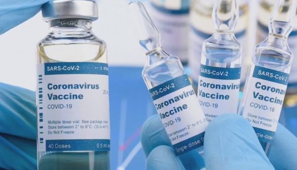 Nesze neked, negyedik hullám: dagad a hamis oltásigazolványok körüli botrány, és a napi esetszám is...