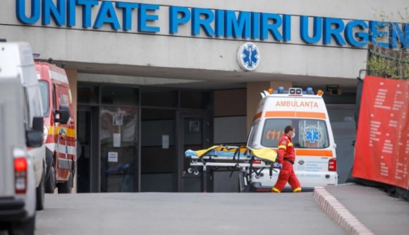 Rövid időn belül bekövetkezhet az, amitől rettegnek az orvosok: szelektálniuk kell, kit kezeljenek (FRISSÍTVE)