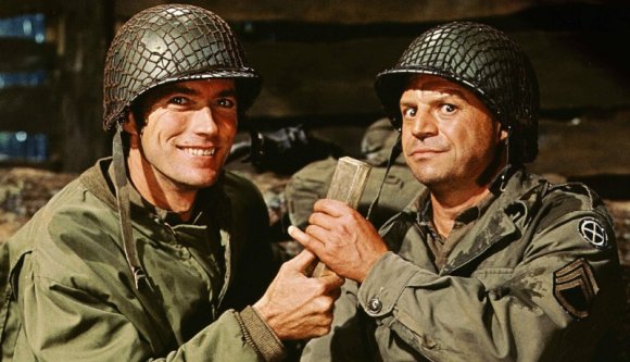 Az újoncok lőttek párat a kiképzésen, erre lángba borult az egész környék