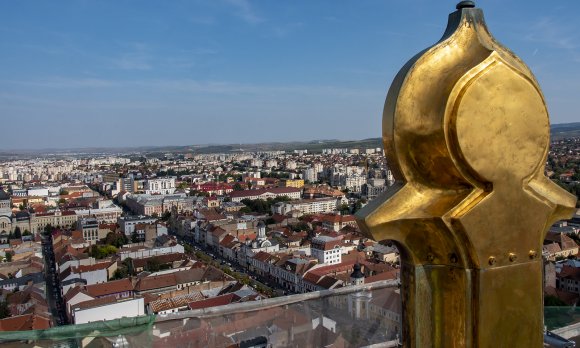 Felmásztunk a Szent Mihály-templom tornyának legtetejébe, hogy Önnek ne kelljen (VIDEÓ)