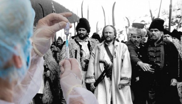 „Vasvillát, kaszát és sarlót ragadunk, ha oltakozni kell” – fenyegetőzik egy vakcinatagadó polgármester