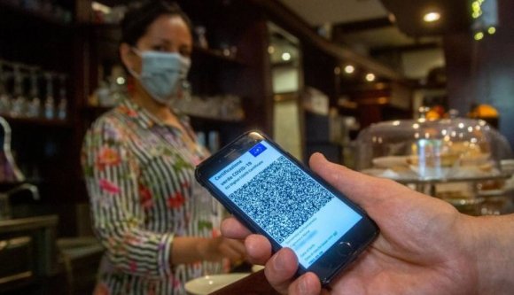 Könnyen elképzelhető, hogy hamarosan az egész országban mindenhol kérni fogják a zöld igazolást