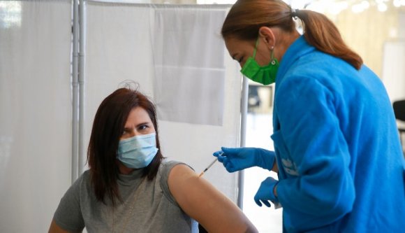 Május óta nem kérték ennyien a koronavírus elleni oltás első dózisát